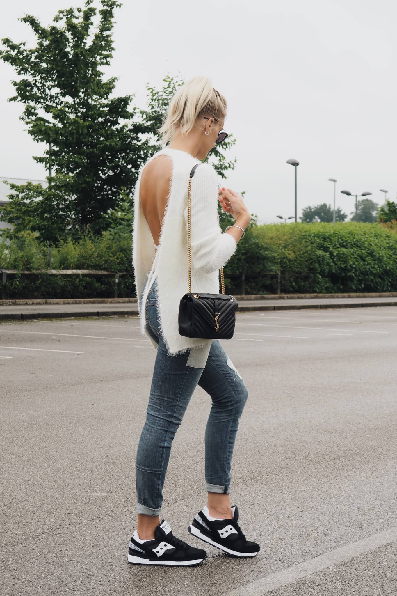 The Backless Sweater You Need This Autumn - UK STYLE BLOG